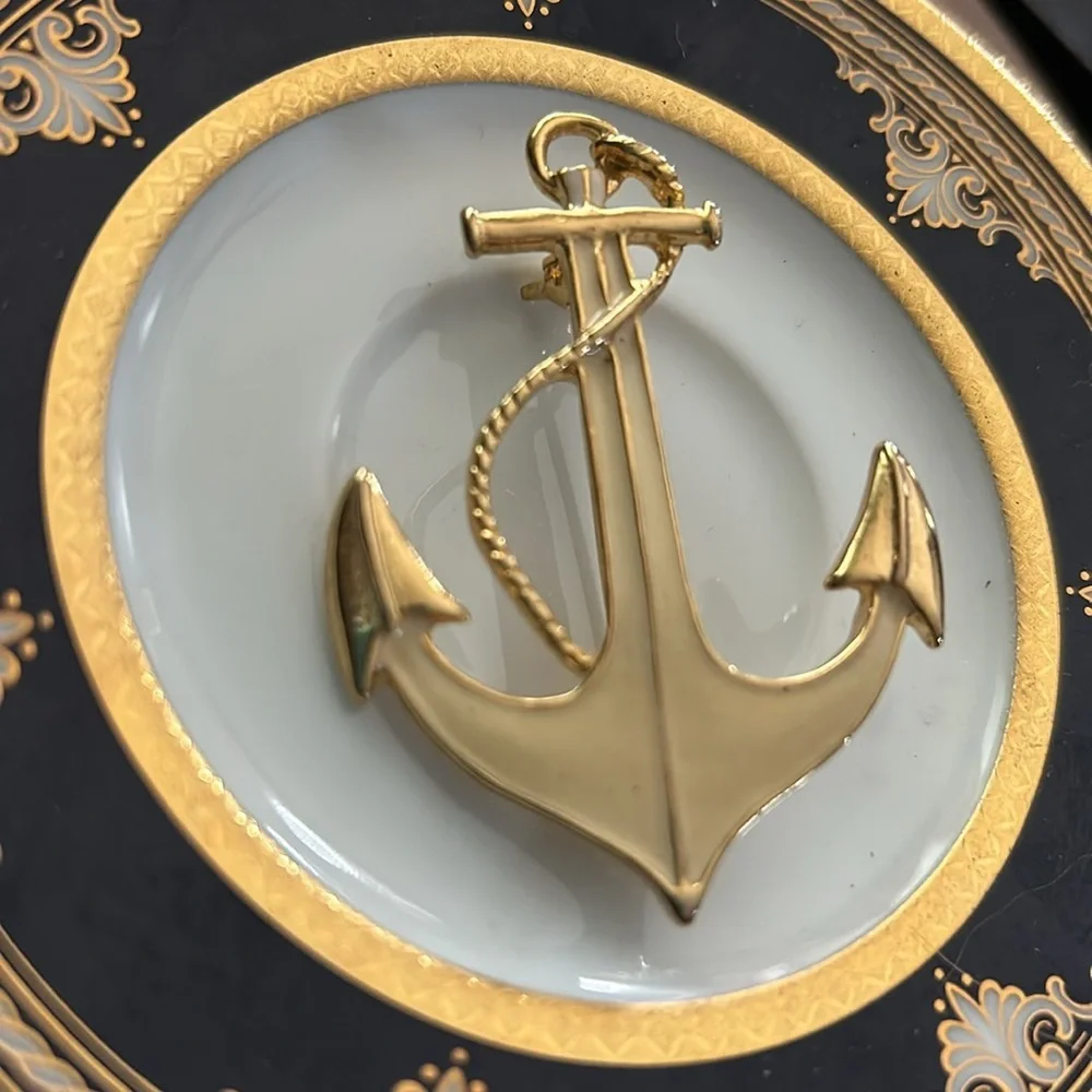 Vintage Anchor Brooch Pin